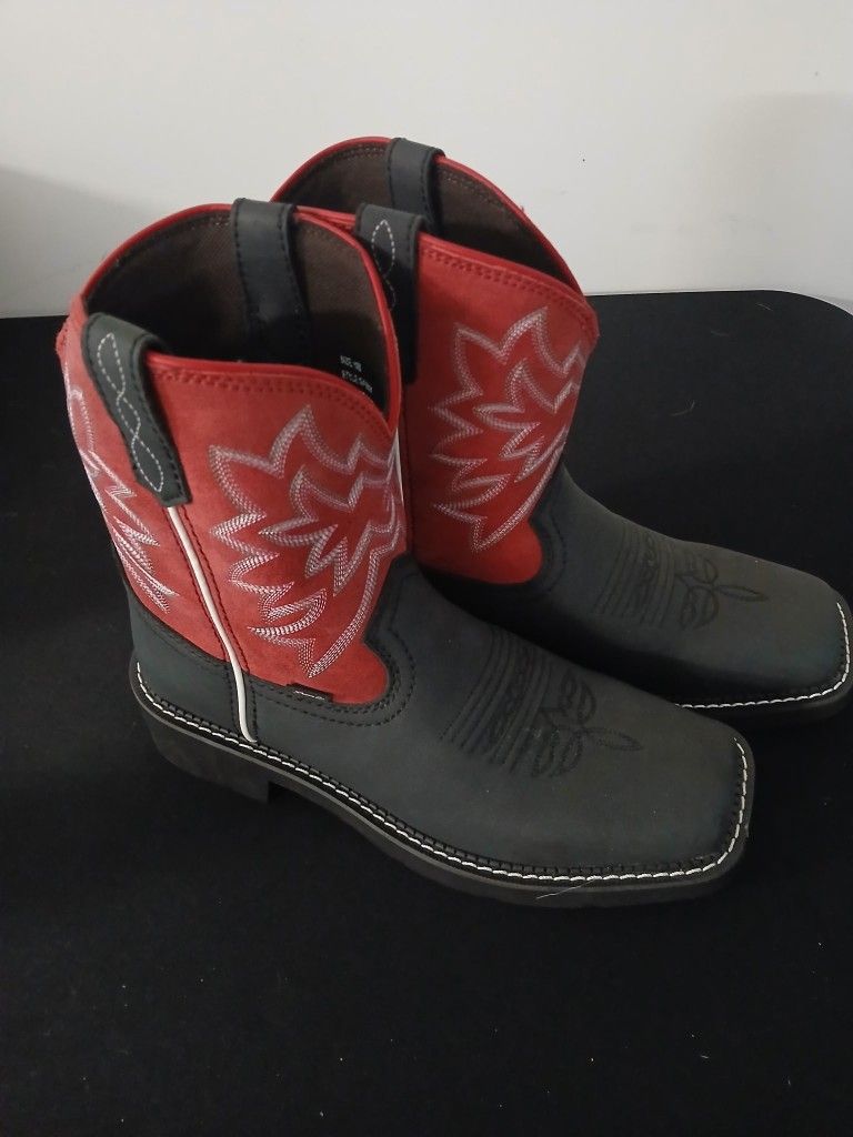 Boots- Western Style Boots