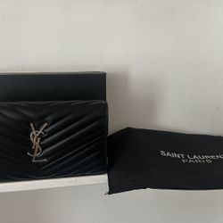  Ysl Cassandre Chain Wallet Smooth Leather -textured 