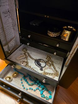 Jewelery box and all you see