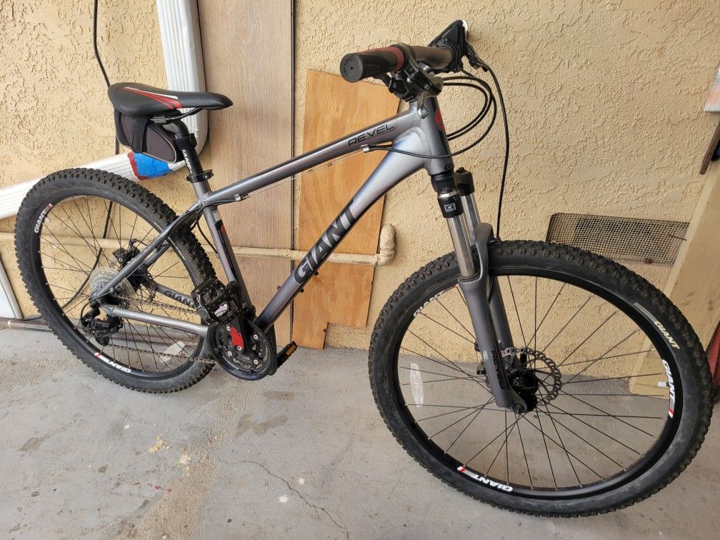 Giant 1 Revel Suspension Dics Brake