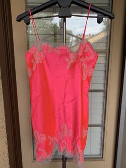 Victoria’s Secret dress ( Size S )