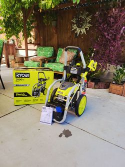 Ryobi (Used Like New)3000 PSI 1.1 GPM Cold Water Electric Pressure Washer