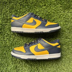 Nike Dunk Low Michigan Size 5Y, 5.5Y, 6Y, 6.5Y & 7Y