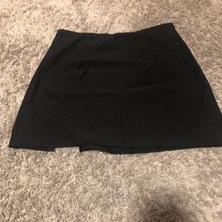 Black Skirt 