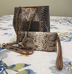 Tote Bag and Wristlet Set