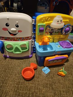 Fisher-Price Baby & Toddler Toy Laugh & Learn Learning Kitchen Playset with Music Lights & Bilingual Content for Infants Ages 6+ Months