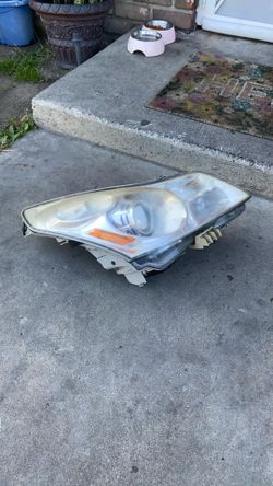 Infiniti G35 Right Headlight