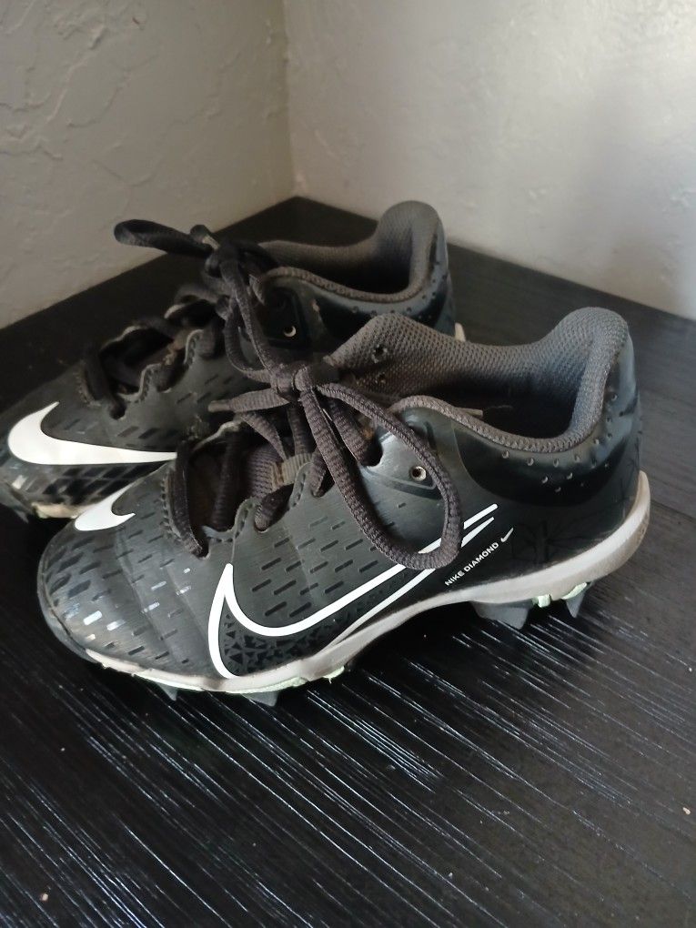Kids Nike Diamond Softball Cleats