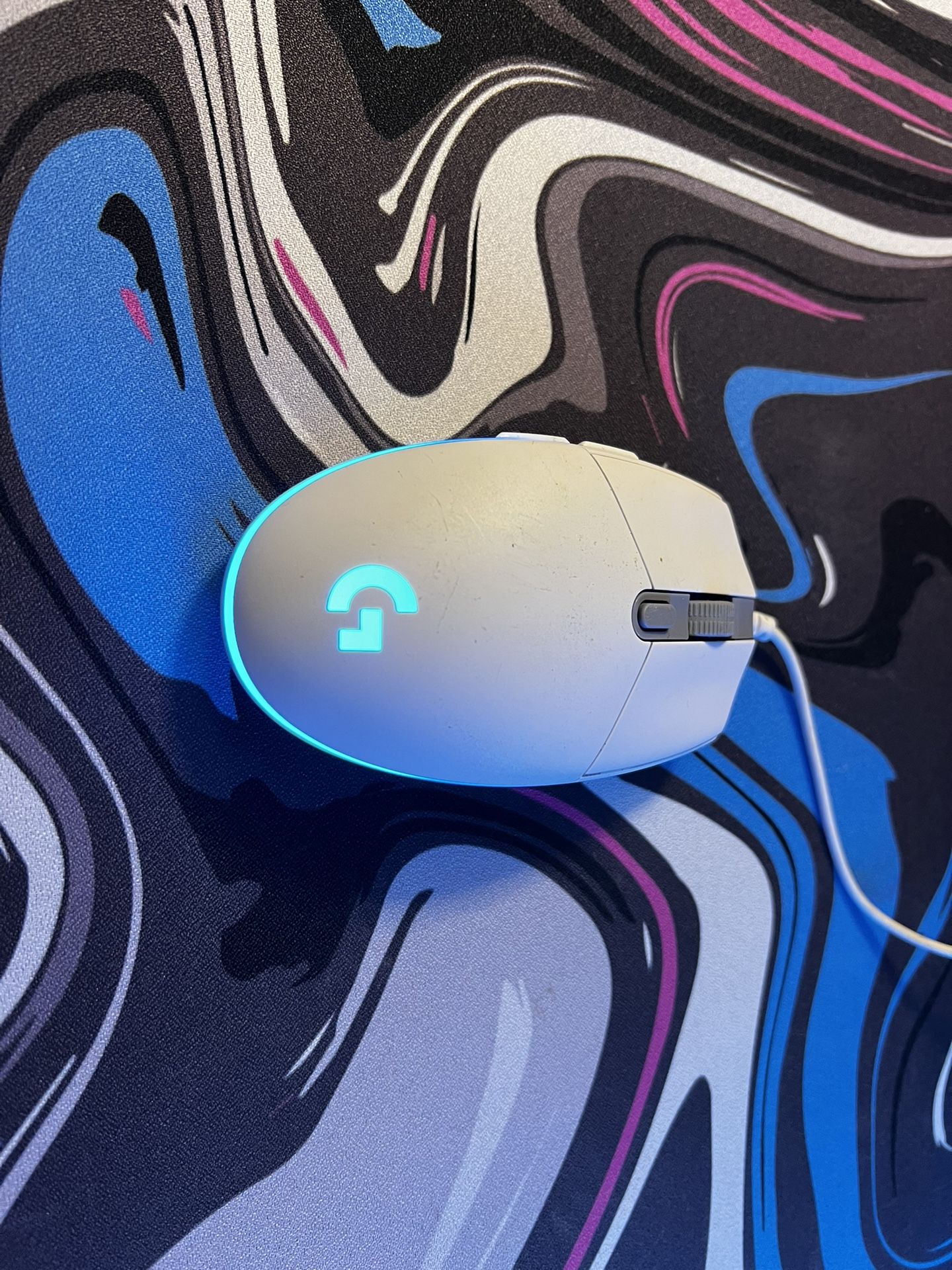 Logitech G203