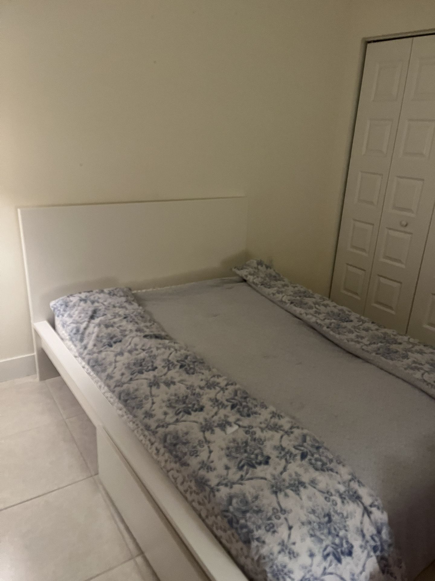 White Full Bed frame 