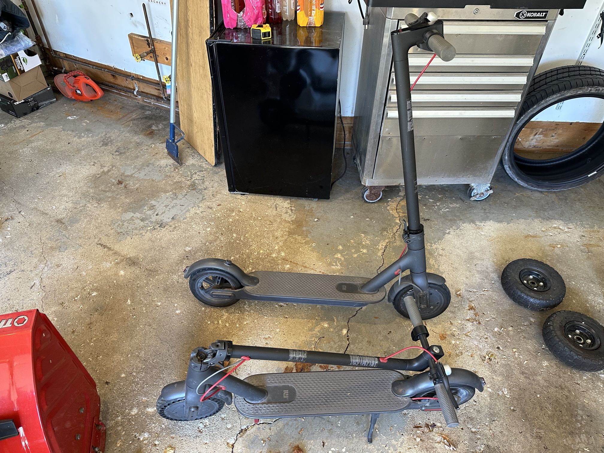 Electric Scooters W Extra Tires