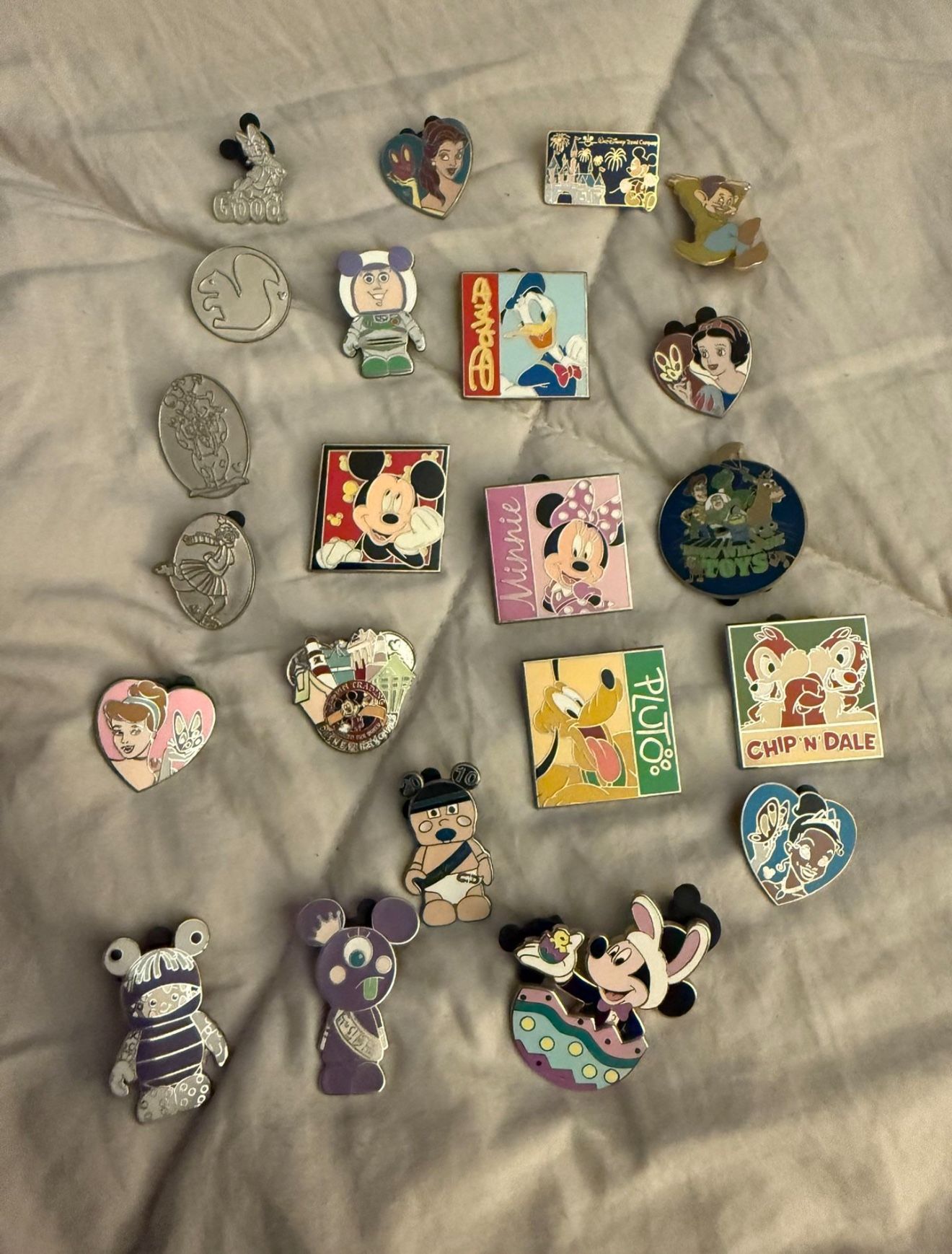 ***Disney Pins***