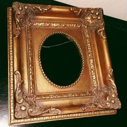 VINTAGE ORNATE CHUNKY 3D GOLD BRONZE ANTIQUED VICTORIAN PICTURE FRAME ART DECOR