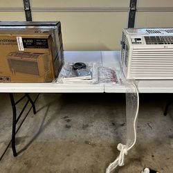 Brand New LG 6,000 BTU Window Remote Control Air Conditioner Cools 250 Sq.Ft.