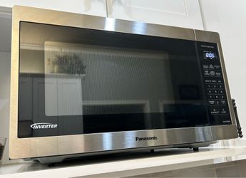 Panasonic microwave 1.3 cubic-foot 1200 watts