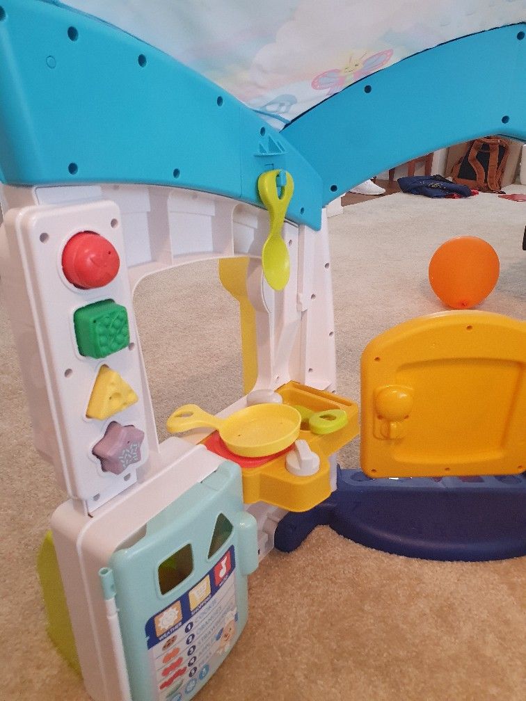 Fisher Price Laugh And Learn PlayHouse