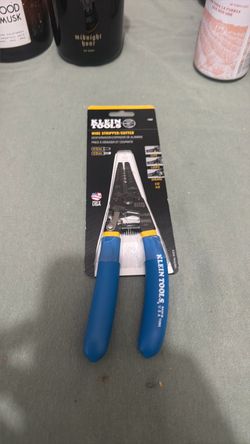 Wire stripper