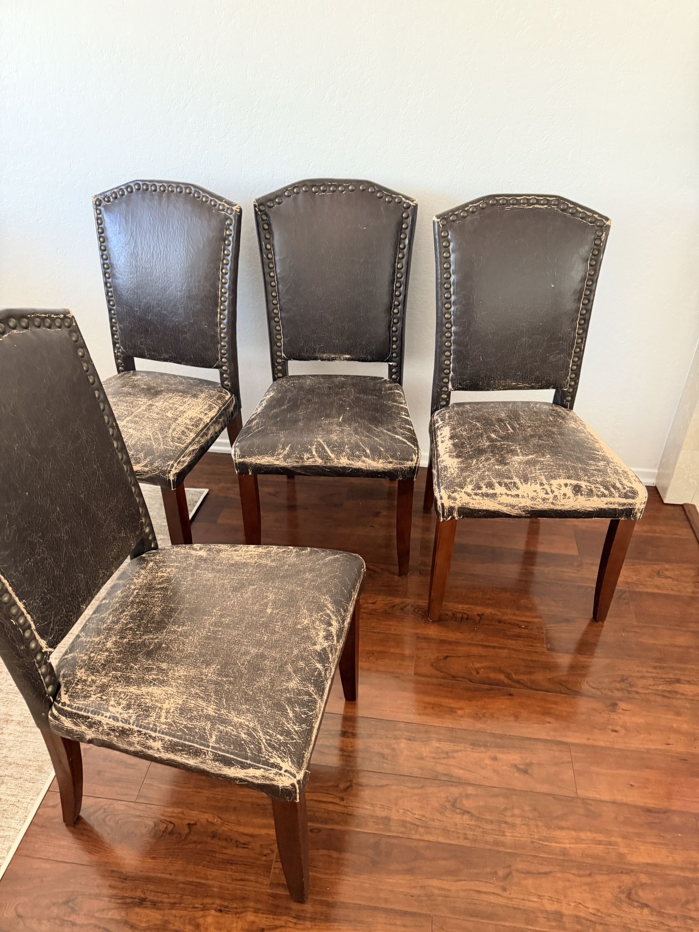 Free Dark Brown Home Chairs