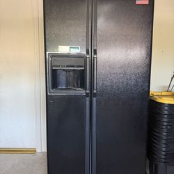Black Ge Side By Side Refrigerator