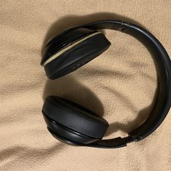 Studio Beats Wireless Headphones