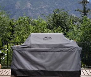 Traeger Ironwood XL Full-Length Grill Cover Brand New