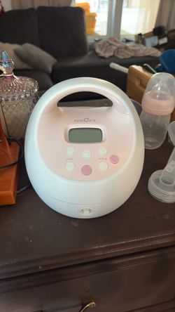 Breast pump