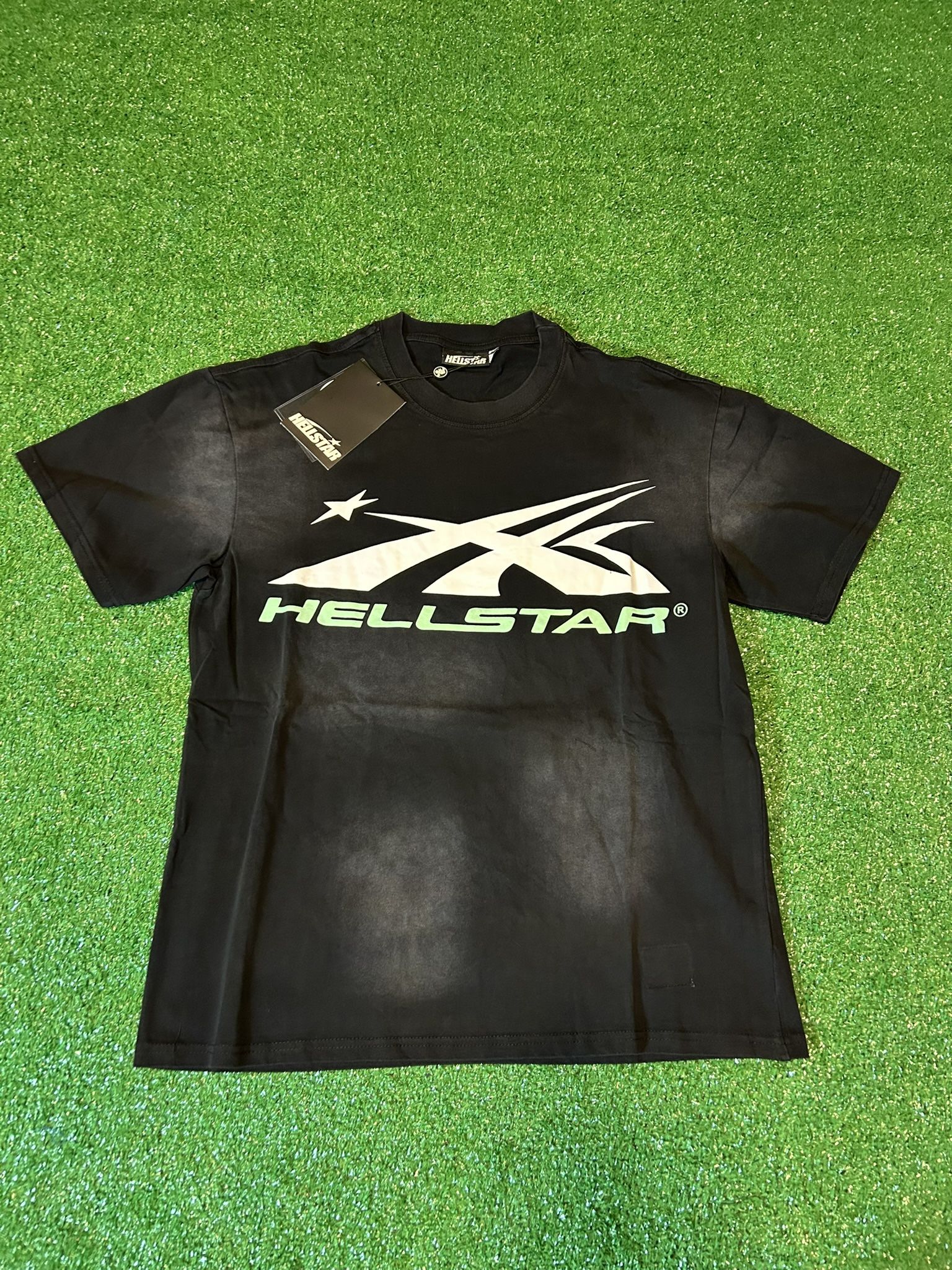 HELLSTAR “GLOW IN THE DARK SPORTS LOGO” TEE