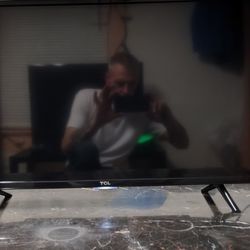 32" TLC FLAT SCREEN REAL NICE NO ISSUES 100 %