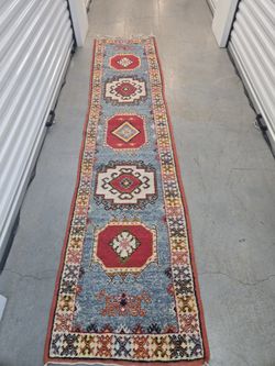 Handmade wool rug  9ft
