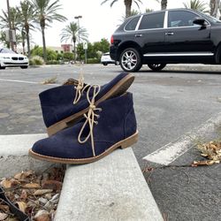 H M Blue Suede Chukka Boot Size 8.5 for Sale in Corona CA