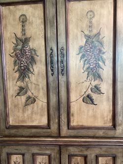 Armoire (for a tv or clothing)