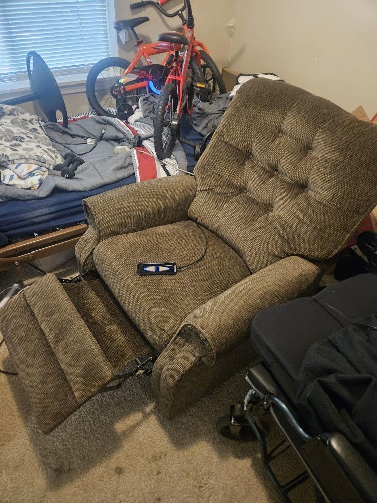 Recliner 2