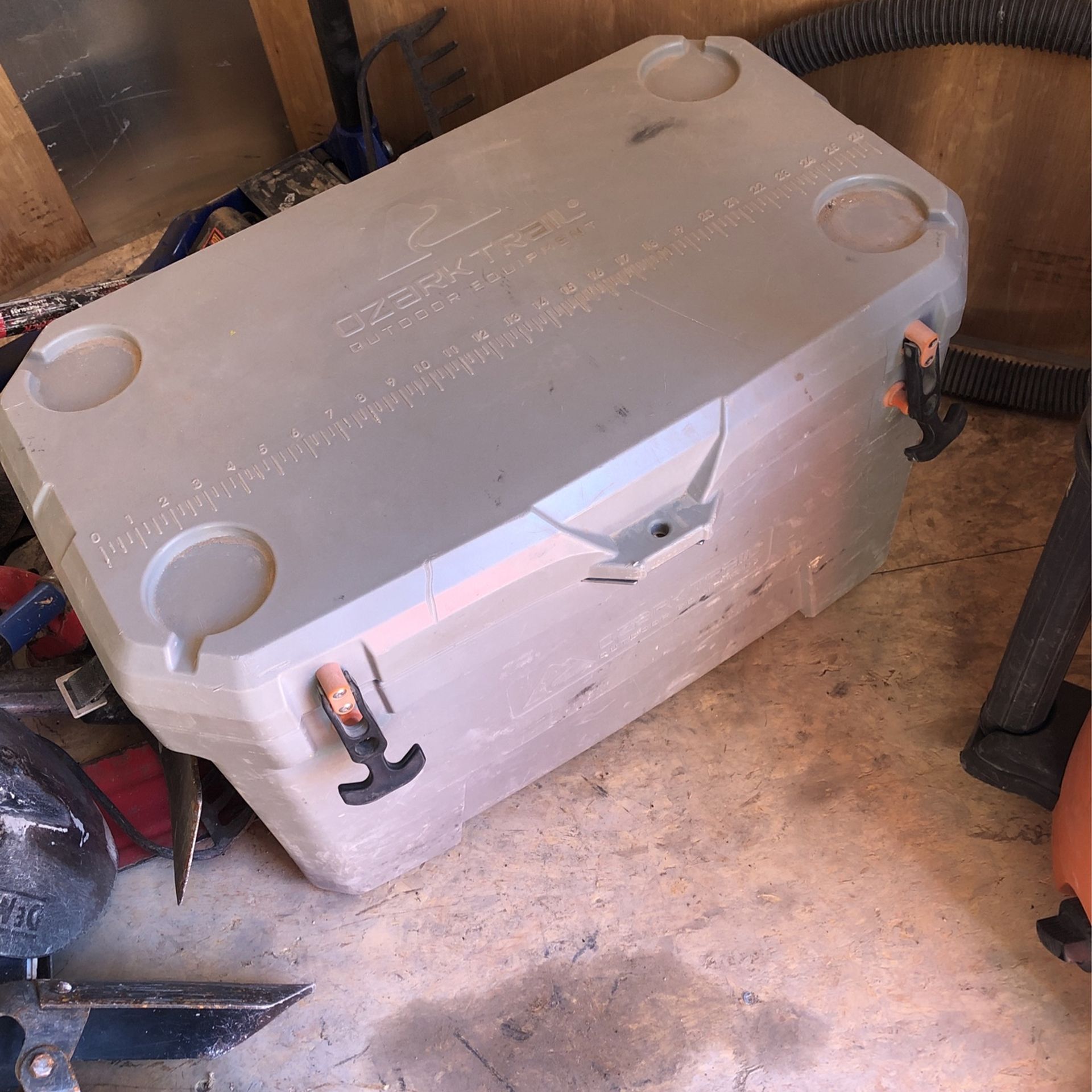 Ozark Trail Ice Chest Good Condition