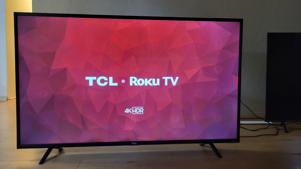 **PRICE DROP** 55" 4K TCL Roku Smart TV