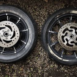 Harley 9 Spoke Mag Wheels 