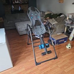 Teeter Spine Compression 