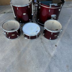 Pearl Forum Series Drums 