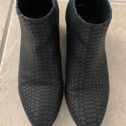 Designer Joie Barlow Booties