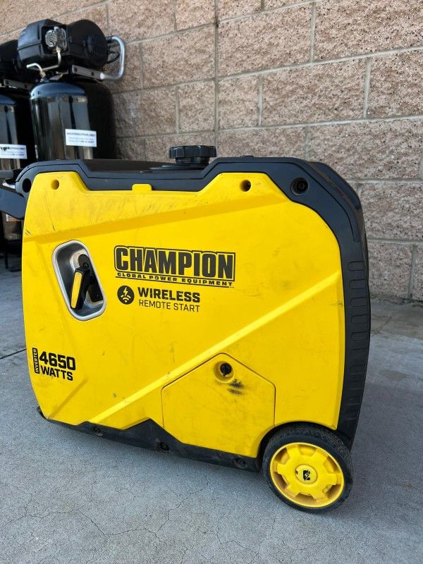 CHAMPION GASOLINE 4650 WATTS INVERTER SUPER QUIET GENERATOR