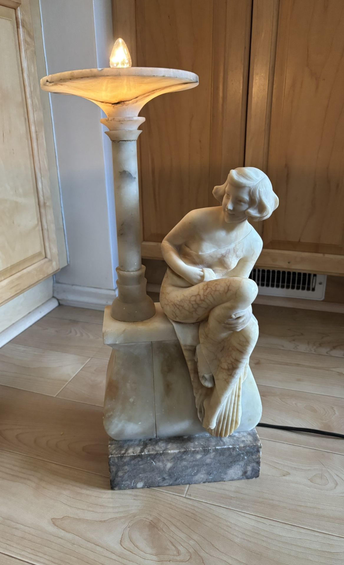 Rare Antique Alabaster Italian Lamp