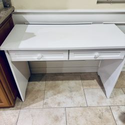 White Desk
