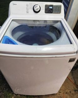 MIDEA MATCHING WASHER AND ELECTRIC DRYER