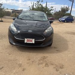 2015 Ford Fiesta SE