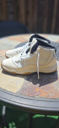 Nike Air Jordan 11 Retro "Columbia