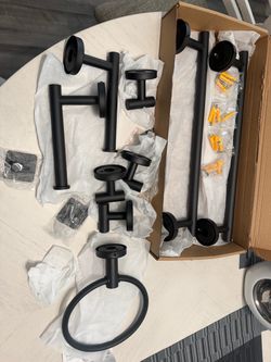 Matte Black Bathroom Hardware Accessory Set