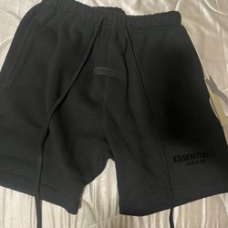 Essential Shorts 