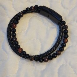 Man's Bracelet With Magnetic Clasp
