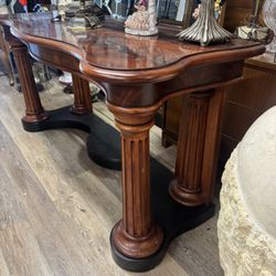 Beautiful Ralph Lauren Neoclassical Flame Mahogany Console Entry Table - 72” x 23” x 35” - Retail over $3500.