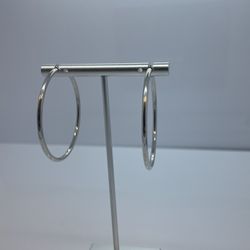 14k White Gold Hoop Earrings.