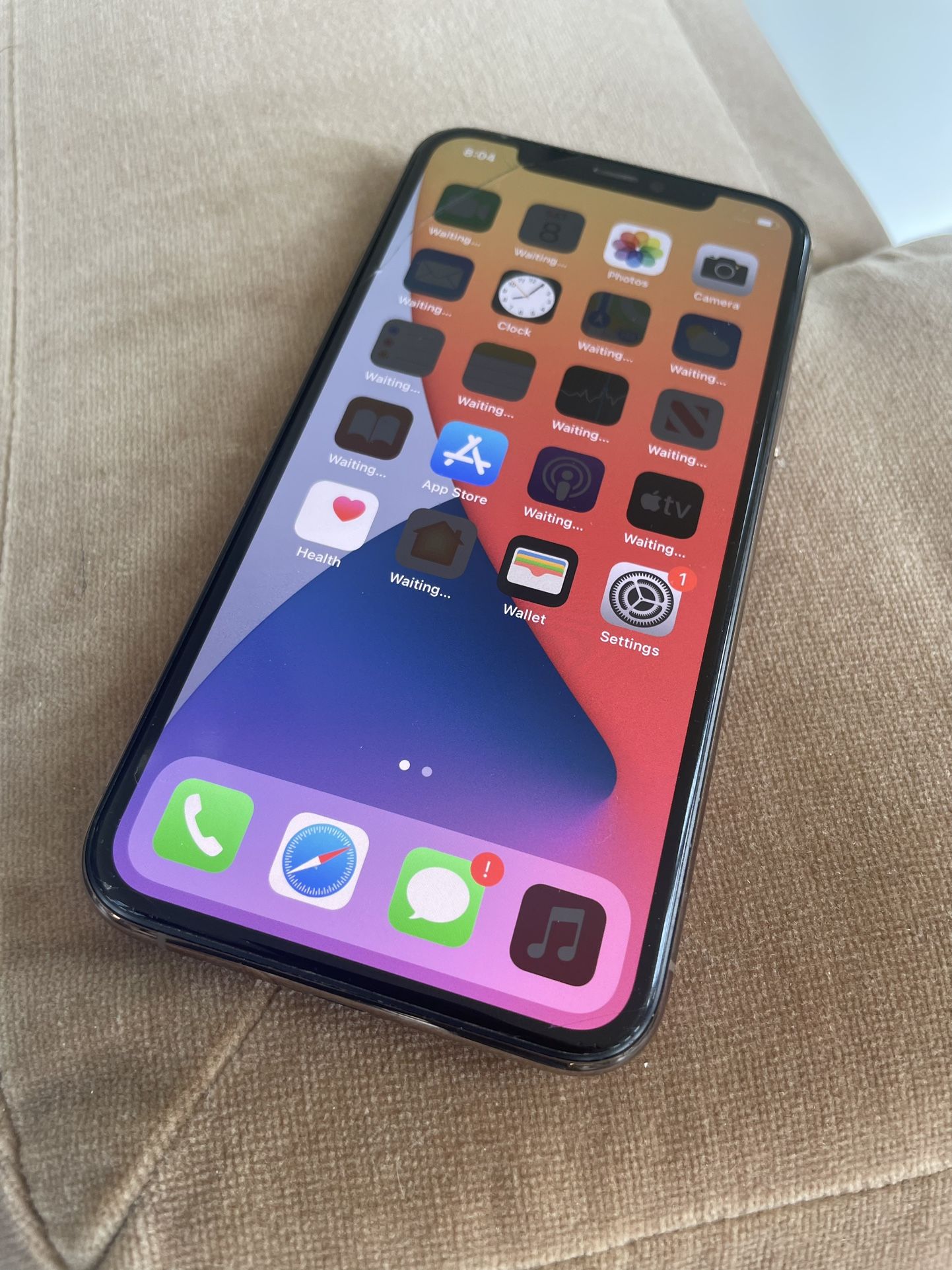 iPhone 11 Pro 64GB Small Crack AT&T Cricket